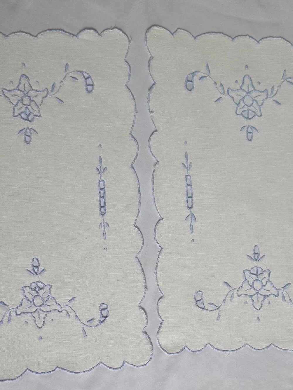 SIX PIECE VINTAGE PREMIUM COTTON SET WITH BLUE EMBROIDERY AND CUT WORK